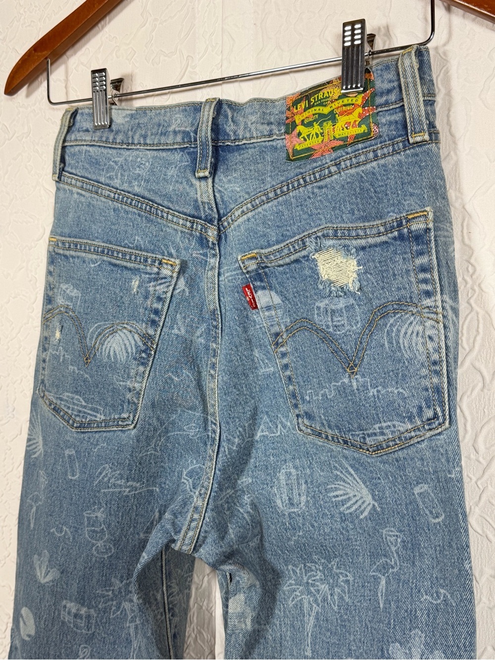 Levi’s Haus Miami Ribcage 72693-0026 Laser Custom Jeans W27 L27 - Picture 13 of 16